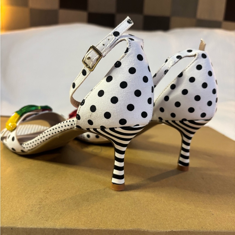 Betsey Johnson Black and White Polka Dot Heels with Fruit Accents - Picture 3 of 6